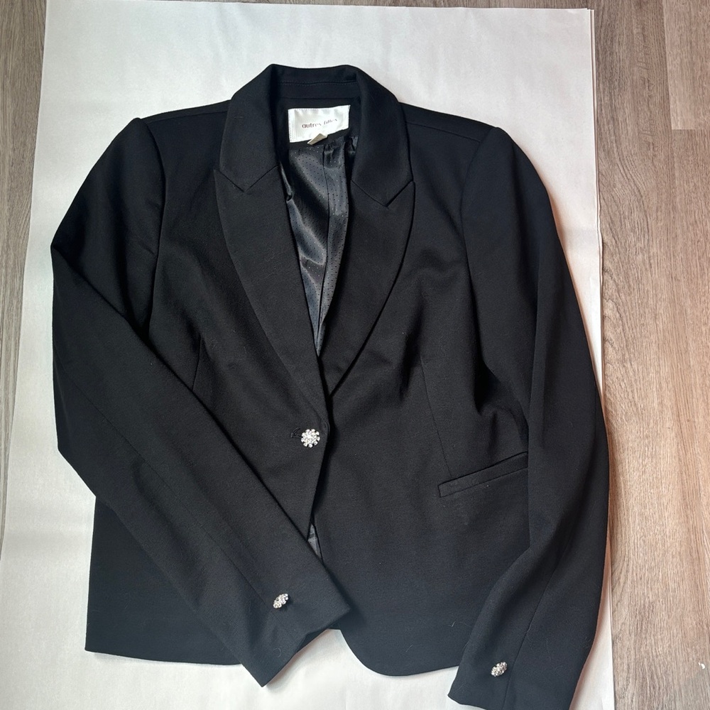 Chic Black Women's Blazer with Crystal Buttons